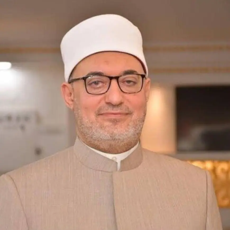 مفتي الجمهورية يصل جدة للمشاركة في ندوة حول دور القيادات الدينية في مكافحة العنف ضد المرأة