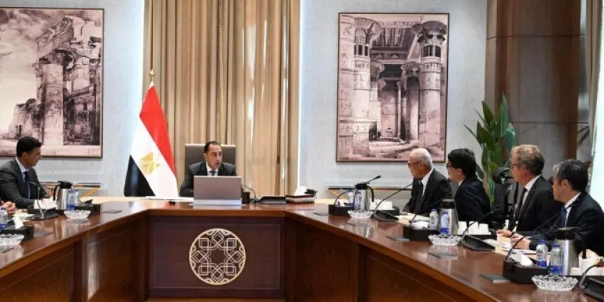 رئيس الوزراء يناقش فرص التعاون مع الرئيس والمدير التنفيذي لمجموعة تويوتا تسوشو اليابانية