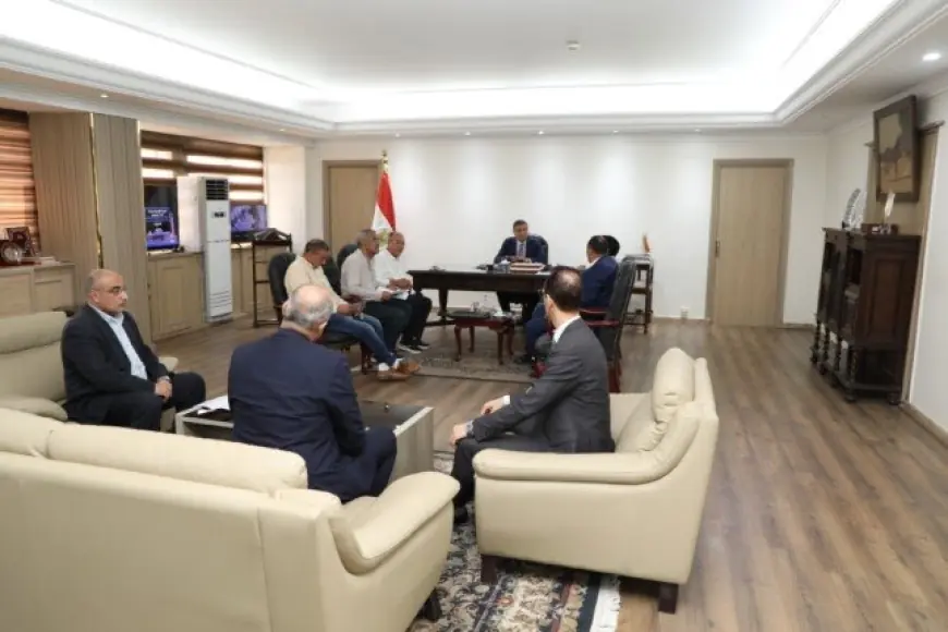 وزير الزراعة يأمر بمتابعة ميدانية لمشكلات المزارعين وإعداد تقارير دورية شاملة