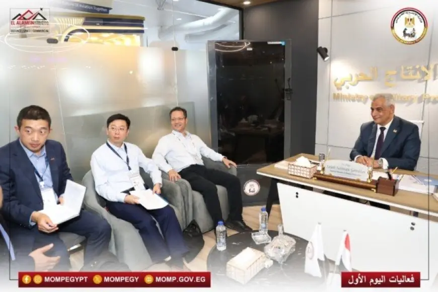 مباحثات مصرية صينية مثيرة خلال معرض العلمين للطيران لتعزيز الشراكات الصناعية