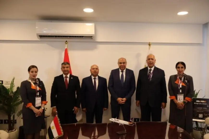 توقيع بروتوكول تعاون تاريخي بين إير كايرو والهيئة القومية للأنفاق بحضور وزيري الطيران المدني والنقل