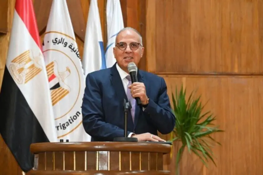 وزير الري يشارك في انطلاق العام الدراسي الجديد بمدارس أجرو المصرية الإيطالية