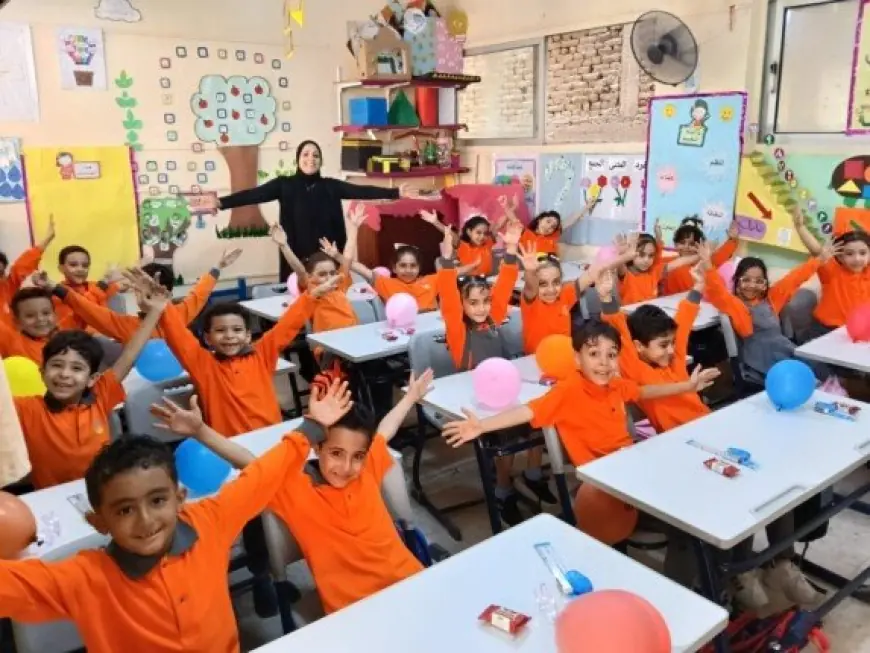 مدارس القاهرة تواصل انطلاق العام الدراسي الجديد 2026-2027 في يومه الثاني بنجاح