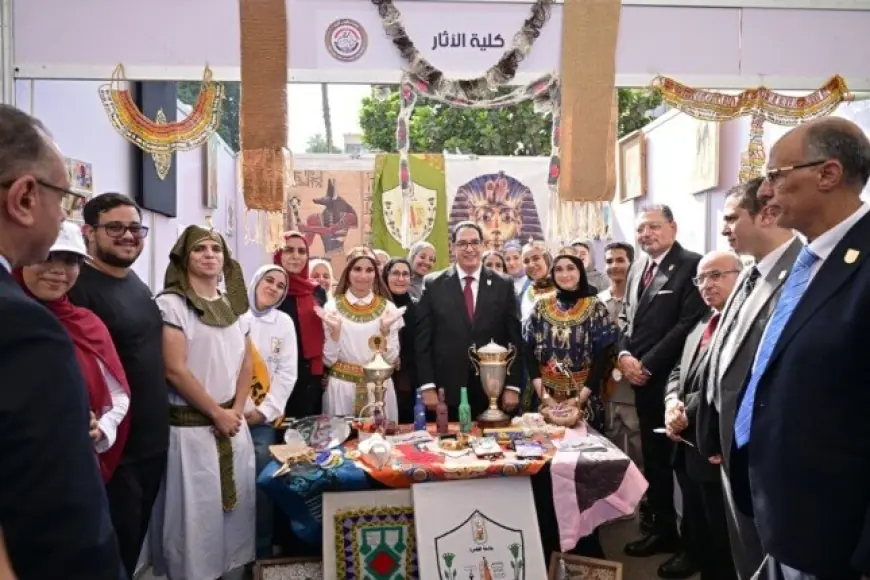 جامعة القاهرة تحتفل بانطلاق العام الدراسي الجديد بأجواء مميزة وجذابة