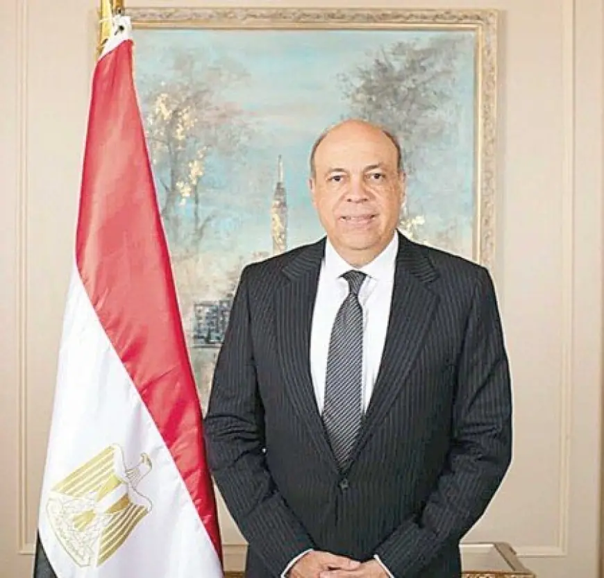 وزير الطيران يثني على جهود العاملين في القطاع ودور التعاون بين الكيانات في تحقيق النجاحات