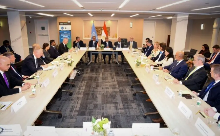 وزير الخارجية يتحدث في مائدة مستديرة مع مجلس أعمال التفاهم الدولي لتعزيز الشراكات الاقتصادية
