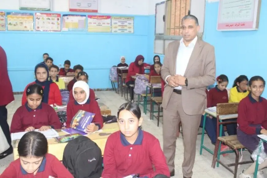 توجيهات مدير تعليم الجيزة لتعزيز القراءة والكتابة وتفعيل الغياب في مدارس كرداسة