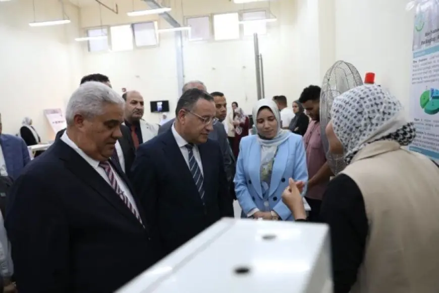 وزير التعليم العالي يؤكد أهمية الجامعات التكنولوجية في تأهيل الكوادر اللازمة لسوق العمل