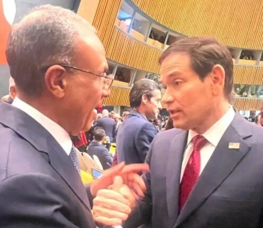 وزير الخارجية يبحث مع نظيره الأمريكي القضايا الإقليمية المهمة التي تهم الطرفين