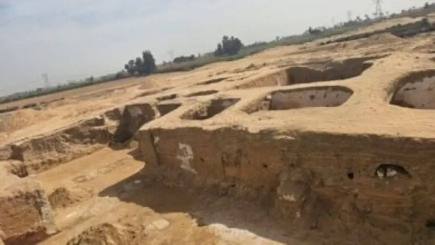 الرئيس السيسي يتفاعل مع المشاركين في منتدى مصر للتعدين ويتفقد المتحف الجيولوجي