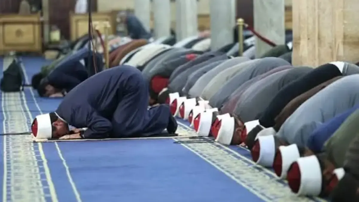 تعرف على مواقيت الصلاة بعد بدء التوقيت الشتوي 2026 موعد صلاة الجمعة وأذان الصلوات