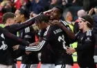 ليفربول يقلب الطاولة على برينتفورد ويحقق فوزاً مثيراً في الدوري الإنجليزي