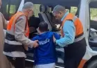 فريق التدخل السريع ينقذ شاباً من ذوي الإعاقة وينقله لدور الرعاية بناءً على طلب والده الثمانيني في الغربية
