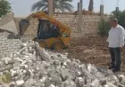 محافظ أسيوط يعلن إزالة 35 حالة تعدٍ على الأراضي الزراعية وأملاك الدولة ومخالفات البناء بنجاح
