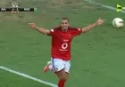 الأهلي يتفوق في الشوط الأول على مودرن سبورت بهدف حاسم لعمر الساعي
