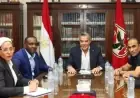 الأهلي يحاور رئيس رابطة الأندية الإفريقية لتعزيز التعاون المشترك