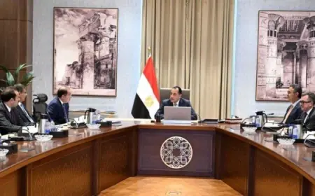 مدبولي يطلع على مخزون السلع الاستراتيجية واستقرار الأسواق بحضور بهاء الغنام