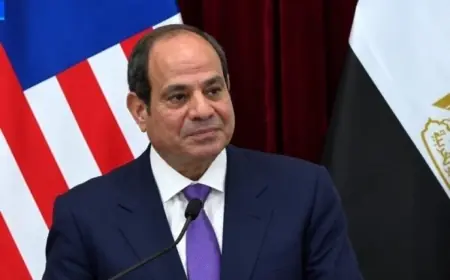 الرئيس السيسي يختتم زيارته لماليزيا بجولة تفقدية لسيارات وموتوسيكلات بروتون ساجا