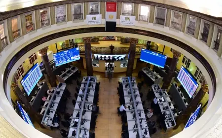مؤشرات البورصة المصرية تتراجع جماعياً في ختام تعاملات الاثنين