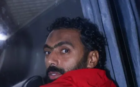 فريق الأهلي ينطلق من مطار عنتيبي في رحلة العودة إلى القاهرة