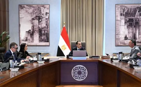 رئيس الوزراء يناقش توافر السلع ومكافحة التلاعب بالأسعار لتخفيف الأعباء عن المواطنين