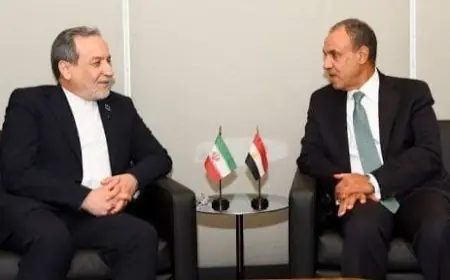 وزير الخارجية يشدد على نظيره الإيراني: أهمية خفض التصعيد واحترام أمن الخليج