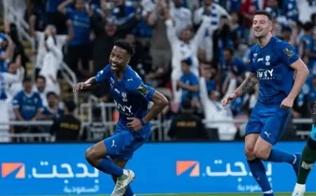 الهلال يسعى لاستعادة صدارة الدوري السعودي في مواجهة الحزم اليوم