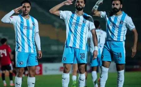 بيراميدز يعزز صدارته في الدوري المصري برباعية مثيرة في مرمى طلائع الجيش