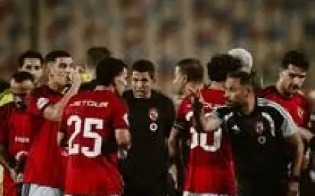 ميدو يعلّق على قرار الأهلي بإيقاف مستحقات لاعبيه ويصفه بأنه ظاهرة فريدة في مصر