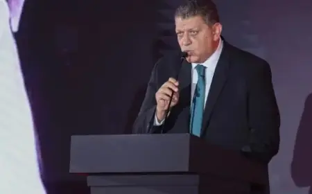 خالد فتحي يهنئ الأهلي بالإنجاز التاريخي لفرق اليد للرجال والسيدات في إفريقيا