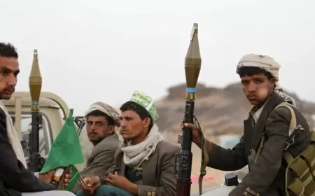 وزير الدفاع اليمني يهدئ غضب القبائل إثر تصريح خاطئ بسبب الحوثيين
