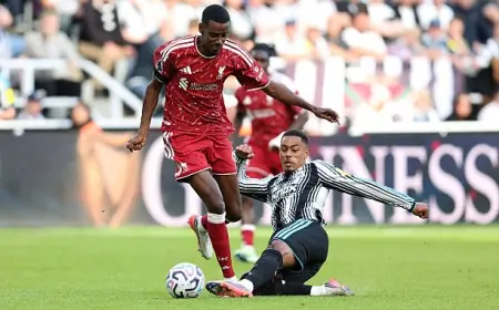 إيزاك يتألق في هجوم ليفربول ضد برايتون بالدوري الإنجليزي