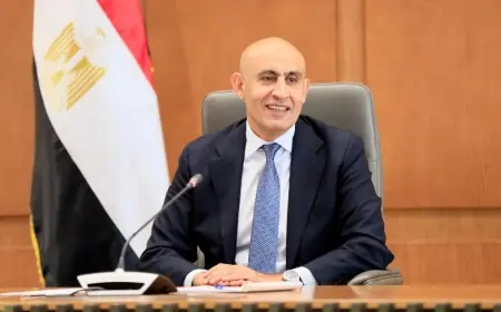 وزير التعليم يهنئ ميار محمد رجب عثمان بفوزها بلقب بطل تحدي القراءة العربي في الدورة العاشرة