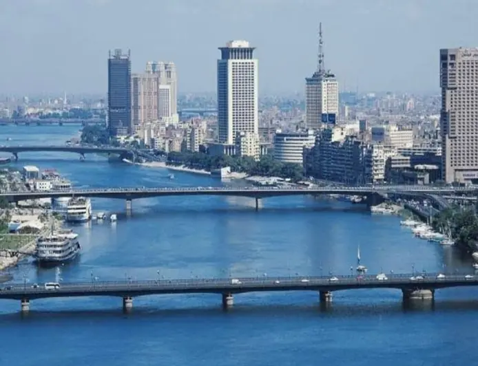 الأرصاد الجوية تحذر: 4 ظواهر جوية قوية تضرب البلاد غدًا الاثنين تفاصيل طقس غير مستقرة
