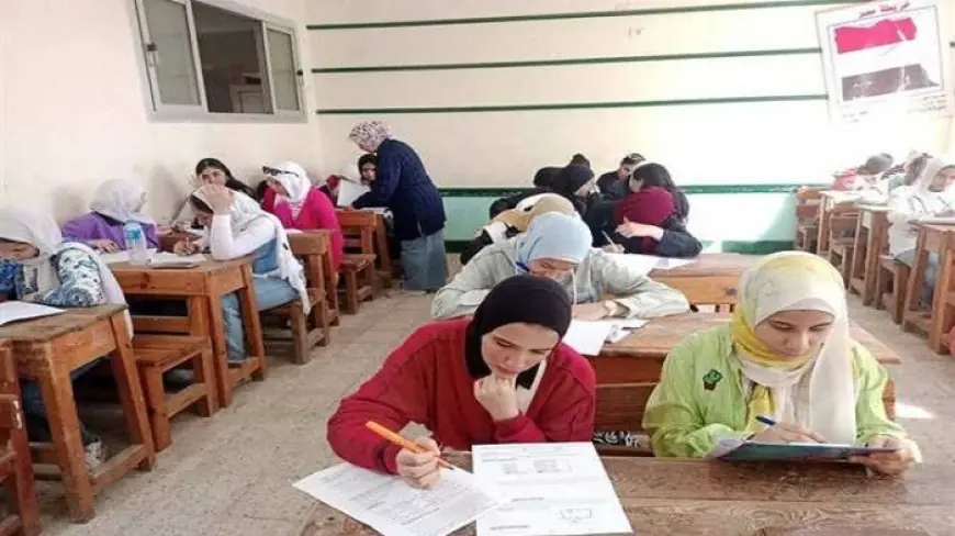 موعد امتحانات الترم الأول 2027 لصفوف النقل والشهادة الإعدادية في يناير المقبل