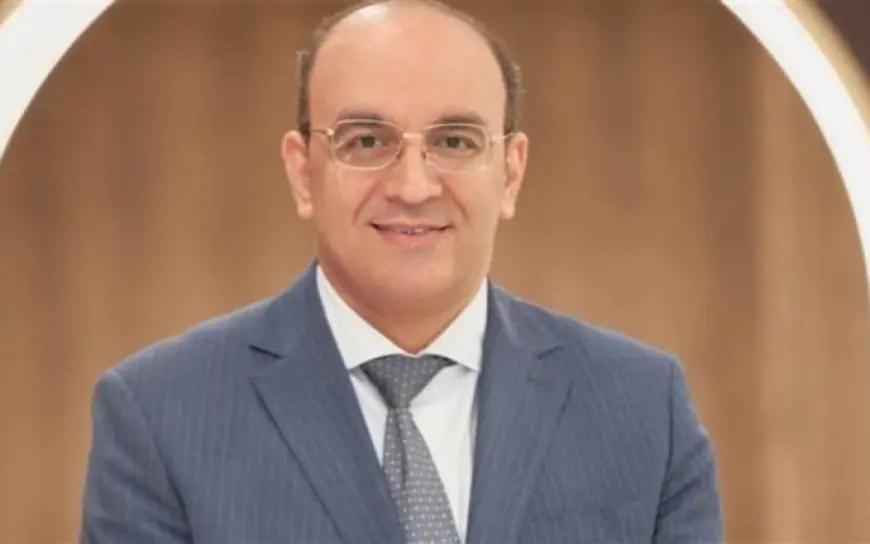 التأمين الصحي يدرس تجديد بطاقات العلاج لأصحاب المعاشات لعام كامل