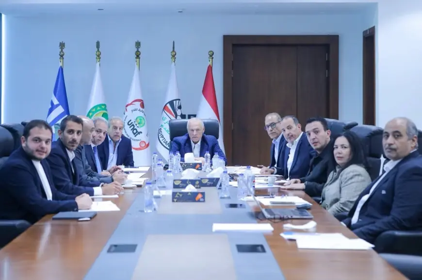 اجتماع دوري بقيادة هاني أبو ريدة لاتحاد الكرة لبحث المستجدات والقرارات الجديدة