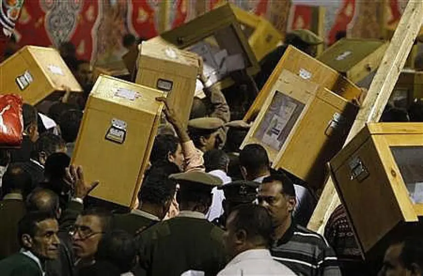 وزير الداخلية الأسبق يكشف: تزوير الإخوان لانتخابات 2012 ومنع المسيحيين من التصويت