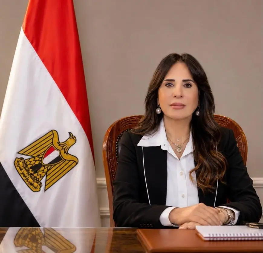 وزيرة الإسكان تواصل متابعة لقاءات رؤساء أجهزة المدن الجديدة مع المواطنين للاستماع إلى مطالبهم ومقترحاتهم