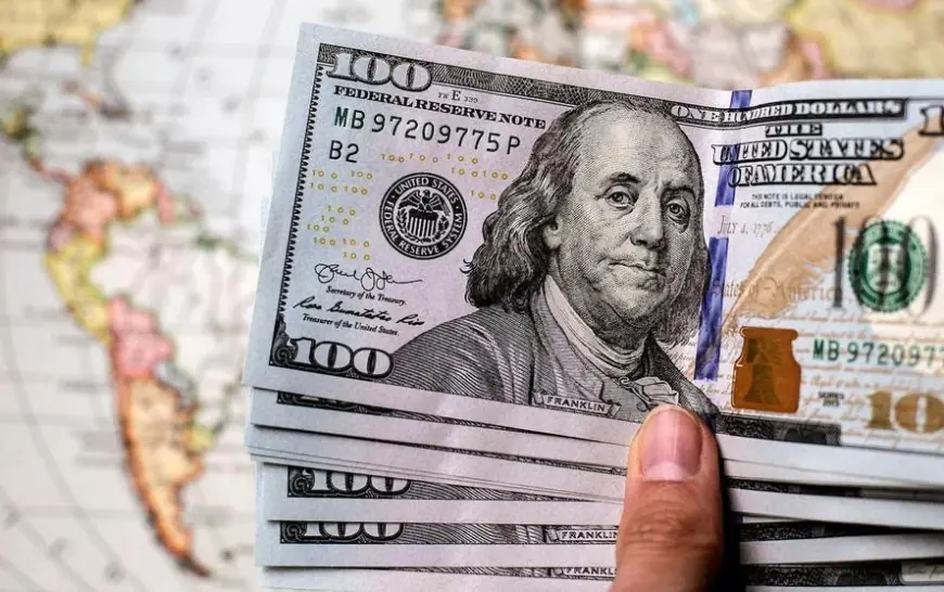 زيادة غير مسبوقة لسعر الدولار تصل إلى 53 جنيهًا في البنوك العامة والخاصة