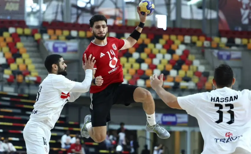 الأهلي يهزم الزمالك بفارق نقطة ويتوج ببطولة أفريقيا للأندية في كرة اليد