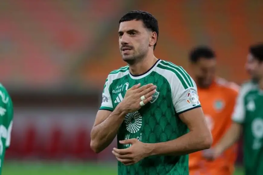 مريح ديميرال يشيد بأداء الأهلي السعودي المذهل في دوري أبطال آسيا للنخبة