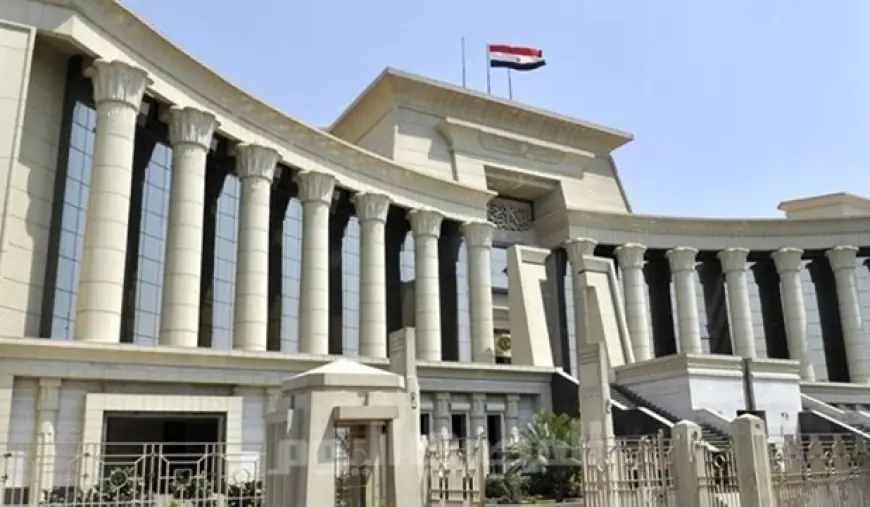 عادل العمدة يؤكد توافق تدريب الكوادر بالأكاديمية العسكرية مع الدستور
