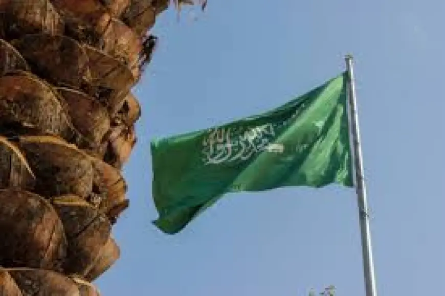 سقوط ثلاثة أطفال في سيول مكة المكرمة