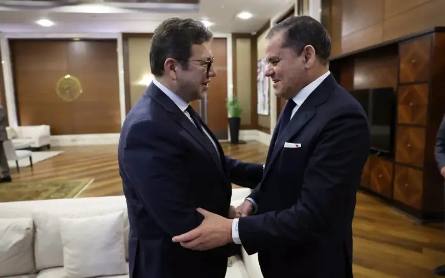 رئيس المخابرات المصرية يناقش مع رئيس الوزراء الليبي قضايا الحدود البحرية والمياه الاقتصادية