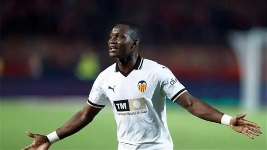 تشكيلة فالنسيا ضد فياريال في الدوري الإسباني ومصير ديانج في المباراة