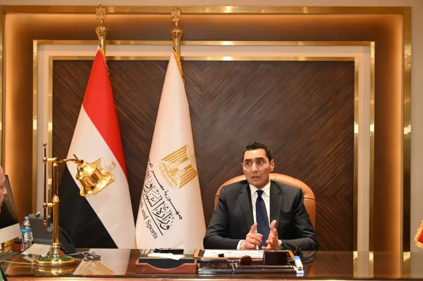 وزير الشباب والرياضة يقدم تعزية هاتفية لأسرتي الفقيدتين ويوجّه بصرف إعانة عاجلة لتعزيز الدعم