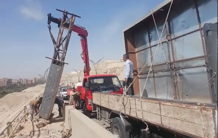 تنظيم الإعلانات يزيل المخالفات الخطرة من المحافظات والمدن الجديدة لبيئة أمنة