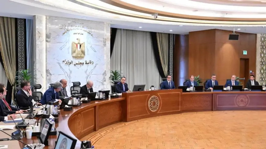 تفاصيل اجتماع لجنة إدارة الأزمات برئاسة مدبولي بعد اضطراب سلاسل الإمداد وارتفاع الأسعار