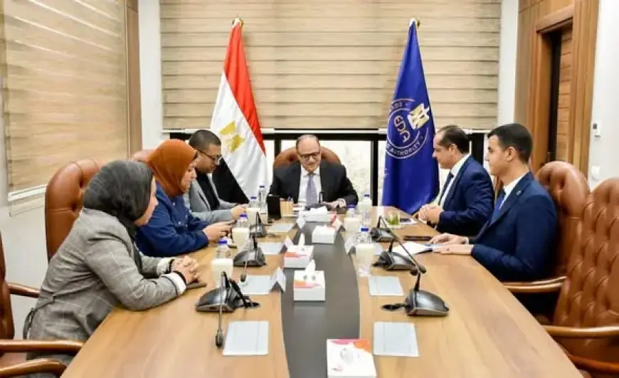 رئيس هيئة الدواء يناقش مع المهن الطبية دعم التصنيع المحلي وتحسين توفر الأدوية